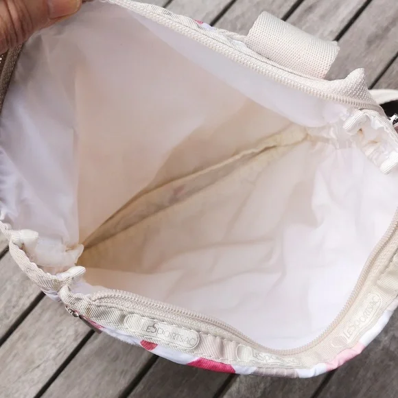 Lesportsac crossbody - Picture 9 of 13